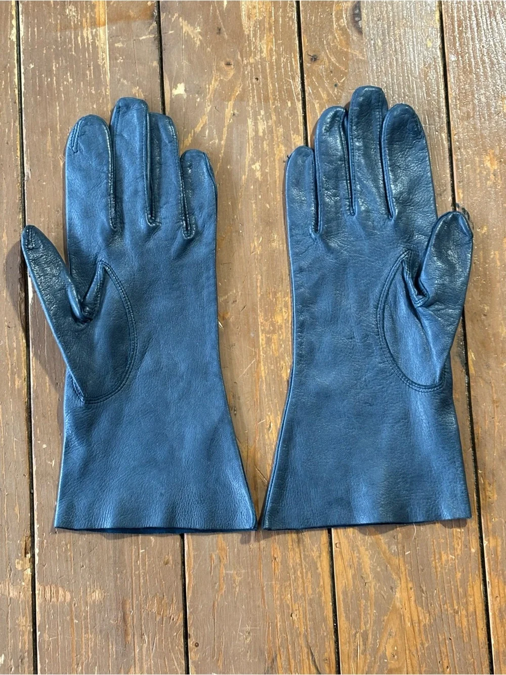 Deer Skin Trading Post Genuine Leather Dress Gloves